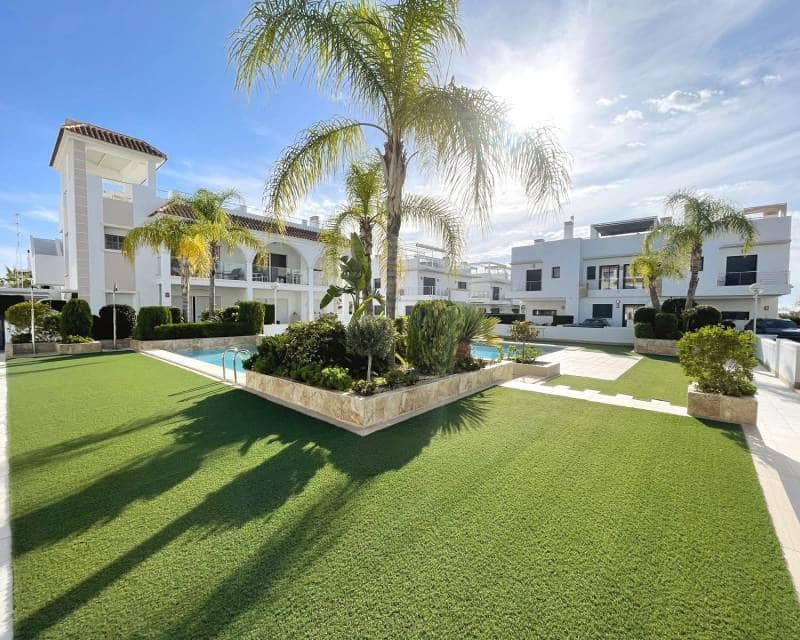 2 soveværelse Lejlighed til salg i Dona Pepa med swimmingpool - € 279.000 (Ref: 9348539)