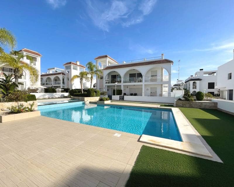 2 soveværelse Lejlighed til salg i Dona Pepa med swimmingpool - € 279.000 (Ref: 9348539)