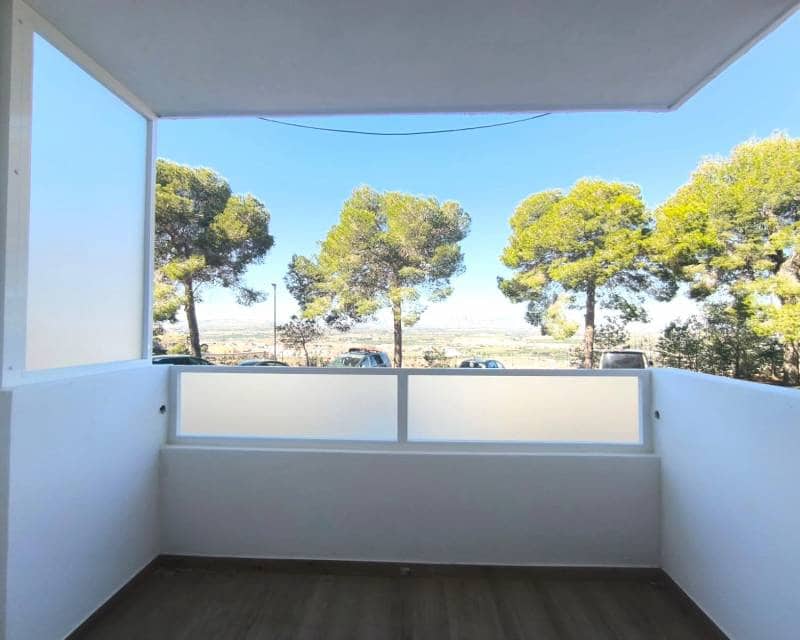 Studio na sprzedaż w Ciudad Quesada z basenem - 99 800 € (Ref: 9362733)