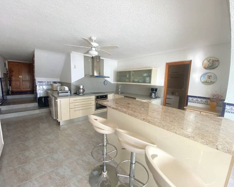 3 bedroom Villa for sale in Ciudad Quesada with pool garage - € 575,000 (Ref: 9363297)