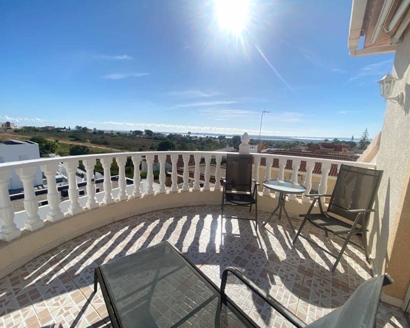 3 bedroom Villa for sale in Ciudad Quesada with pool garage - € 575,000 (Ref: 9363297)