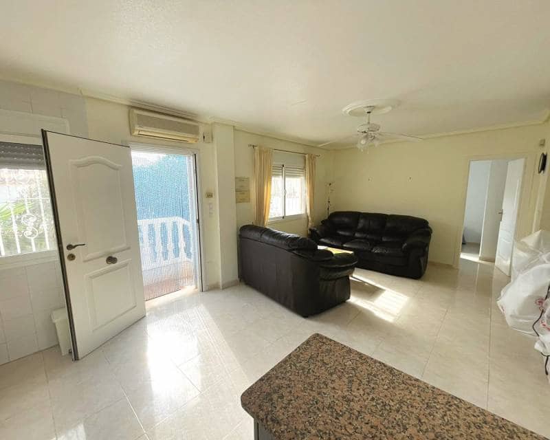 2 makuuhuone Paritalo myytävänä paikassa Ciudad Quesada mukana uima-altaan - 185 000 € (Ref: 9387054)