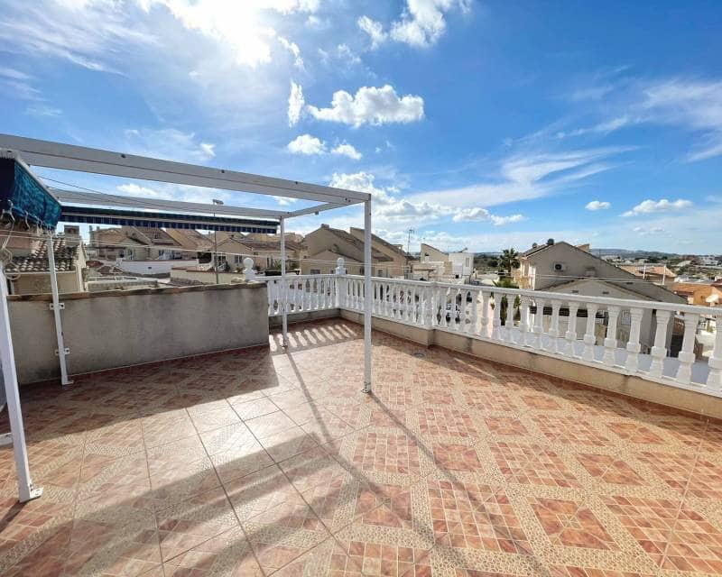 2 makuuhuone Paritalo myytävänä paikassa Ciudad Quesada mukana uima-altaan - 185 000 € (Ref: 9387054)