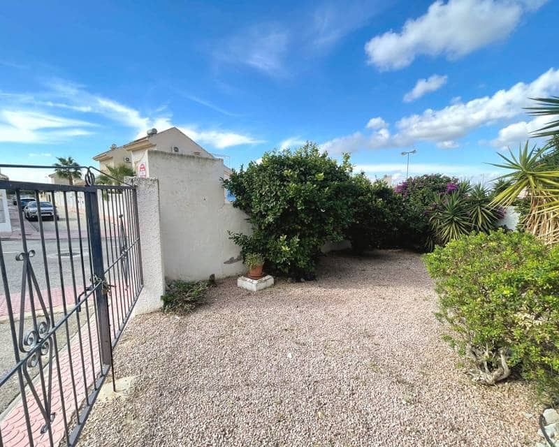 2 makuuhuone Paritalo myytävänä paikassa Ciudad Quesada mukana uima-altaan - 185 000 € (Ref: 9387054)