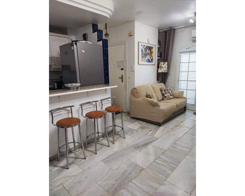 2 soverom Leilighet til salgs i Torrevieja med svømmebasseng garasje - € 269 500 (Ref: 9401972)