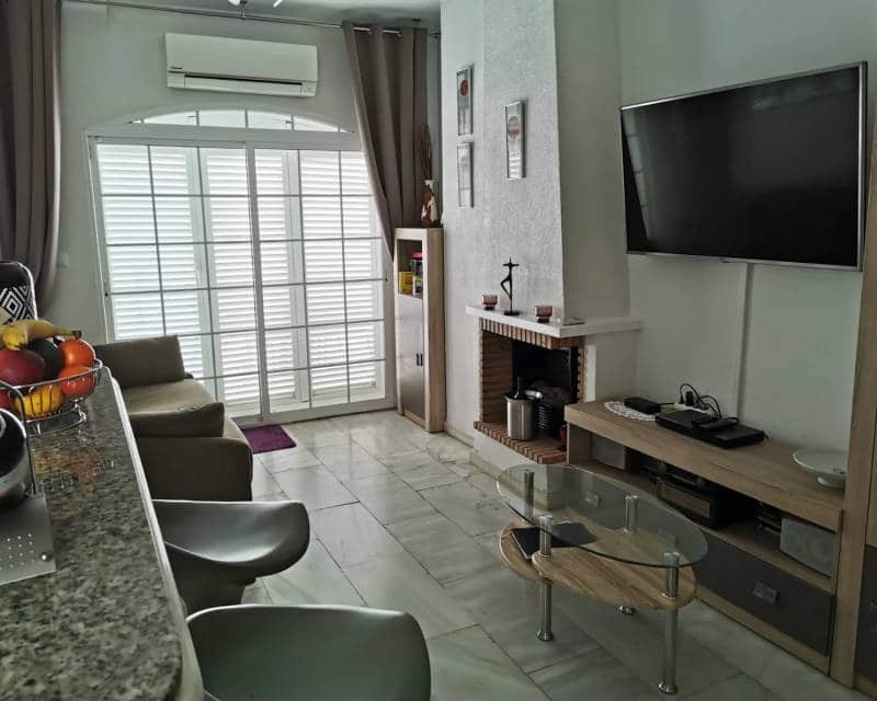 2 soverom Leilighet til salgs i Torrevieja med svømmebasseng garasje - € 269 500 (Ref: 9401972)