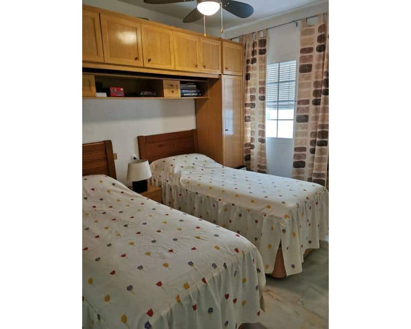 2 soverom Leilighet til salgs i Torrevieja med svømmebasseng garasje - € 269 500 (Ref: 9401972)