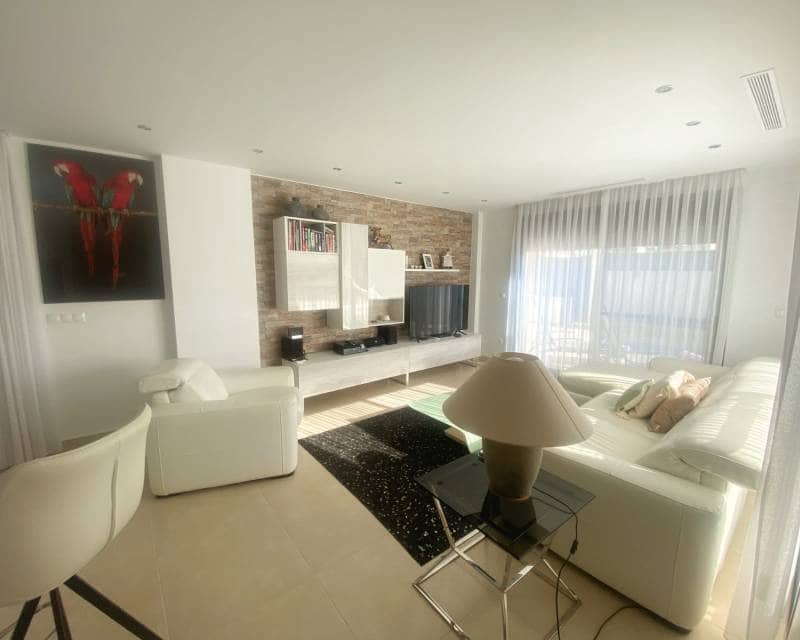 3 sypialnia Dom blizniak na sprzedaż w Pueblo Bravo z basenem - 420 000 € (Ref: 9421615)