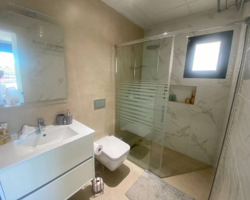 3 sypialnia Dom blizniak na sprzedaż w Pueblo Bravo z basenem - 420 000 € (Ref: 9421615)