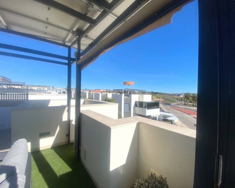 3 sypialnia Dom blizniak na sprzedaż w Pueblo Bravo z basenem - 420 000 € (Ref: 9421615)