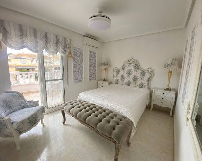 2 bedroom Townhouse for sale in Benijofar with pool - € 189,995 (Ref: 9462896)