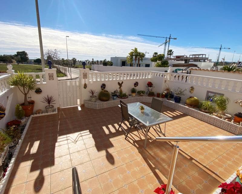 3 bedroom Semi-detached Villa for sale in Dona Pepa with pool - € 240,000 (Ref: 9503188)