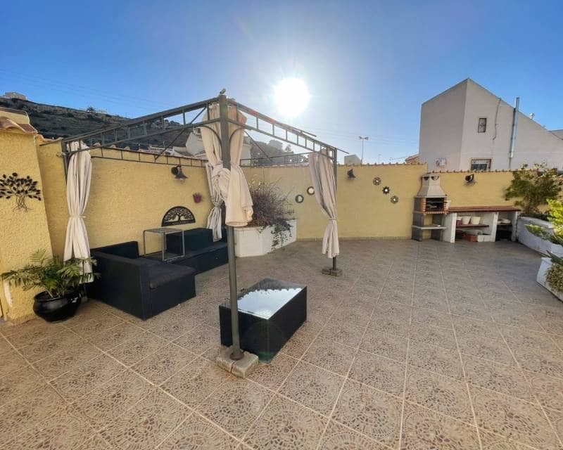3 chambre Villa/Maison à vendre à Ciudad Quesada avec piscine garage - 295 000 € (Ref: 9579982)