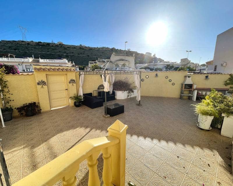 3 chambre Villa/Maison à vendre à Ciudad Quesada avec piscine garage - 295 000 € (Ref: 9579982)