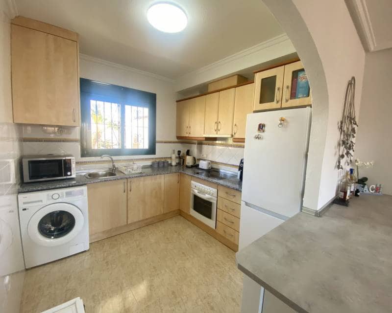 2 Zimmer Apartment zu verkaufen in Dona Pepa mit Pool - 182.000 € (Ref: 9579983)