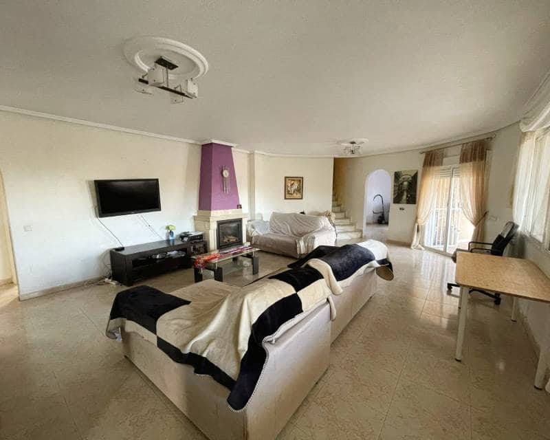 5 quarto Moradia para venda em Ciudad Quesada com piscina - 450 000 € (Ref: 9579984)