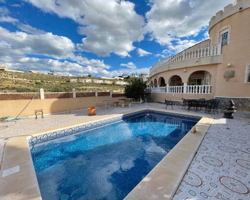 5 quarto Moradia para venda em Ciudad Quesada com piscina - 450 000 € (Ref: 9579984)