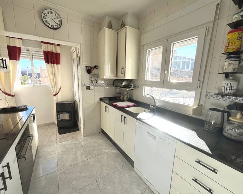 3 Zimmer Villa zu verkaufen in Ciudad Quesada mit Pool - 399.000 € (Ref: 9610051)