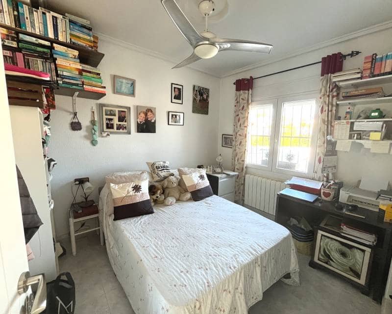 3 Zimmer Villa zu verkaufen in Ciudad Quesada mit Pool - 399.000 € (Ref: 9610051)