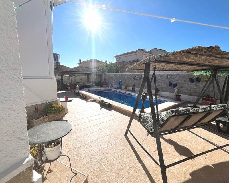 3 Zimmer Villa zu verkaufen in Ciudad Quesada mit Pool - 399.000 € (Ref: 9610051)
