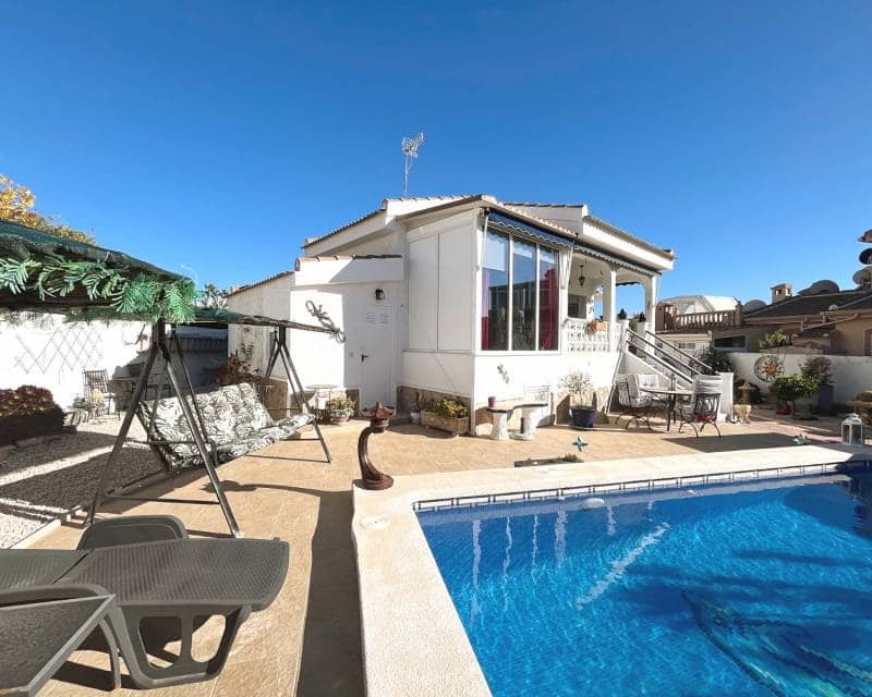 3 Zimmer Villa zu verkaufen in Ciudad Quesada mit Pool - 399.000 € (Ref: 9610051)