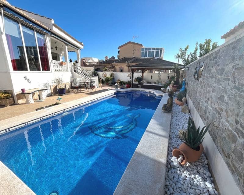 3 Zimmer Villa zu verkaufen in Ciudad Quesada mit Pool - 399.000 € (Ref: 9610051)