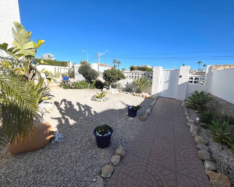 3 Zimmer Villa zu verkaufen in Ciudad Quesada mit Pool - 399.000 € (Ref: 9610051)