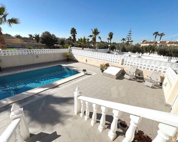 3 slaapkamer Villa te koop in Benijófar met zwembad - € 435.000 (Ref: 9631379)