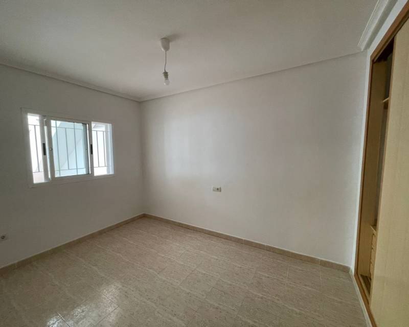 2 soverom Leilighet til salgs i Orihuela Costa med svømmebasseng - € 179 995 (Ref: 9805515)