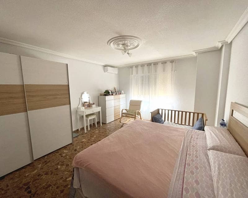 4 soveværelse Lejlighed til salg i Ciudad Quesada med swimmingpool - € 145.000 (Ref: 9807360)