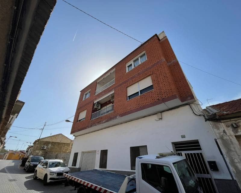4 bedroom Apartment for sale in Rojales with pool - € 145,000 (Ref: 9807360)