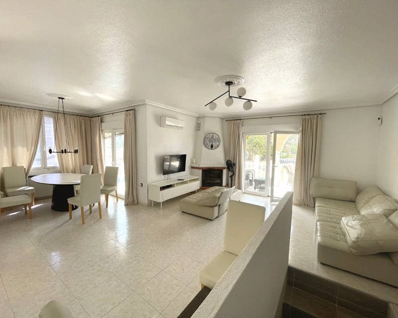 4 soverom Villa til salgs i Ciudad Quesada med svømmebasseng - € 585 000 (Ref: 9809880)