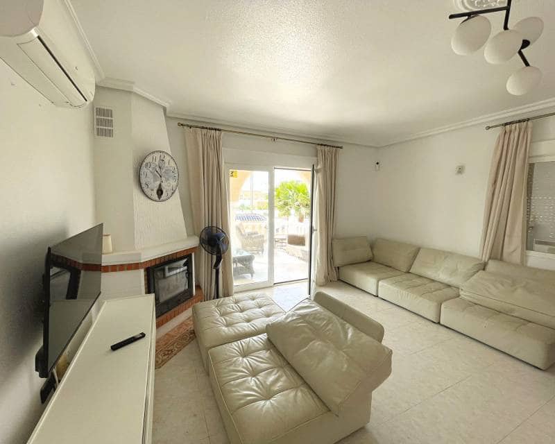 4 soverom Villa til salgs i Ciudad Quesada med svømmebasseng - € 585 000 (Ref: 9809880)