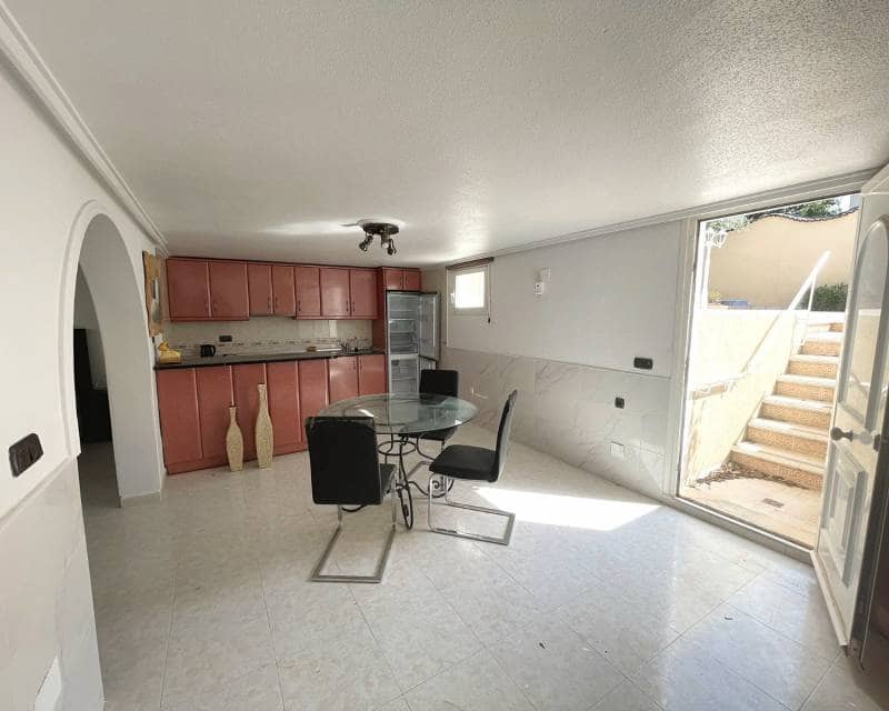 4 soverom Villa til salgs i Ciudad Quesada med svømmebasseng - € 585 000 (Ref: 9809880)