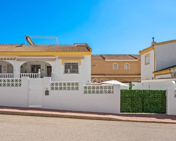 Pareado de 3 habitaciones en Benijófar en venta con piscina - 229.000 € (Ref: 9838480)