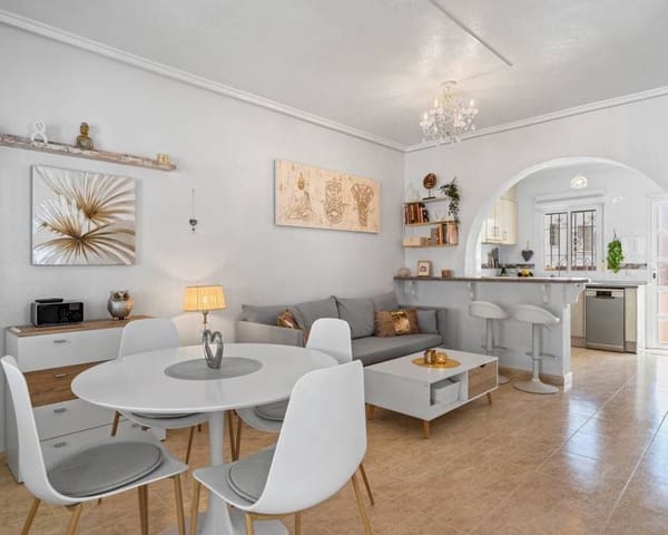 Pareado de 3 habitaciones en Benijófar en venta con piscina - 229.000 € (Ref: 9838480)