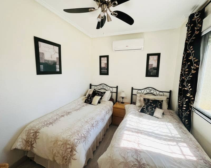 Pareado de 2 habitaciones en Ciudad Quesada en venta con piscina garaje - 245.000 € (Ref: 9847786)