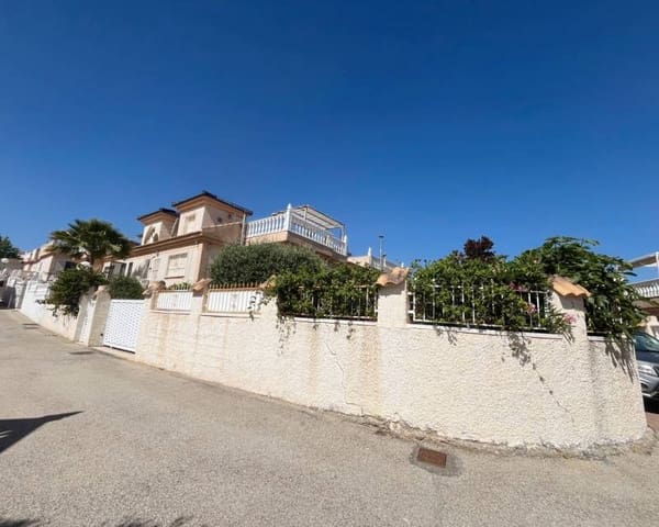 2 slaapkamer Halfvrijstaande villa te koop in Ciudad Quesada, Rojales met zwembad garage - € 245.000 (Ref: 9847786)