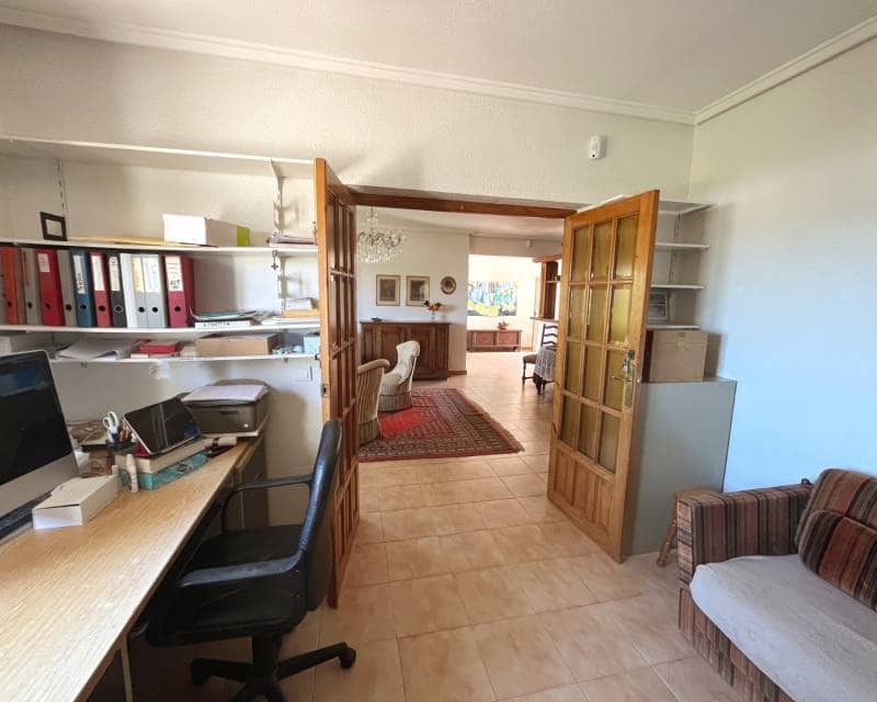 4 soverom Villa til salgs i Ciudad Quesada med svømmebasseng garasje - € 385 000 (Ref: 9861042)