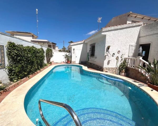 4 bedroom Villa for sale in Ciudad Quesada, Rojales with pool garage - € 385,000 (Ref: 9861042)