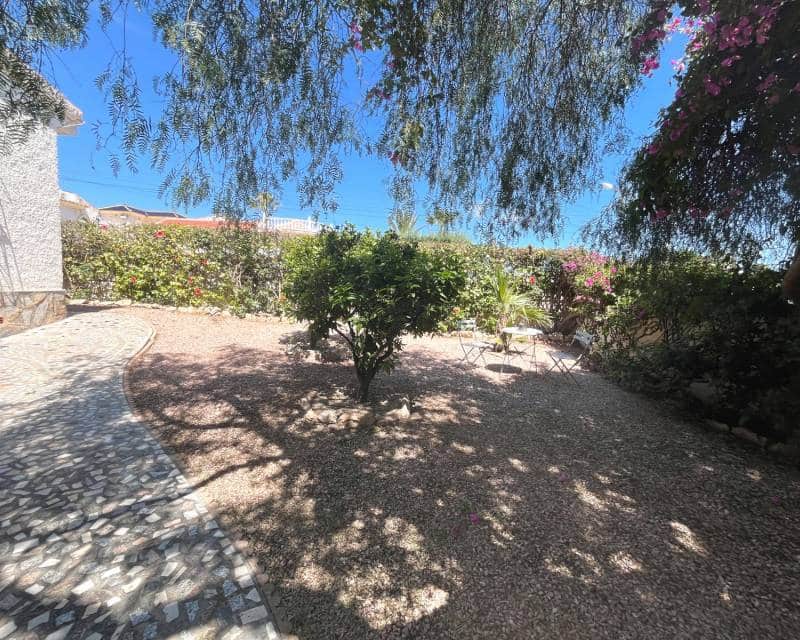 4 soverom Villa til salgs i Ciudad Quesada med svømmebasseng garasje - € 385 000 (Ref: 9861042)