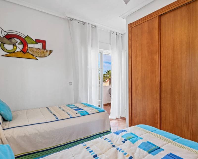 3 chambre Villa/Maison à vendre à Lo Crispin avec piscine garage - 295 000 € (Ref: 9879838)