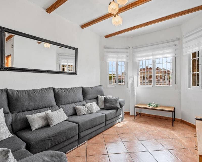 3 chambre Villa/Maison à vendre à Lo Crispin avec piscine garage - 295 000 € (Ref: 9879838)