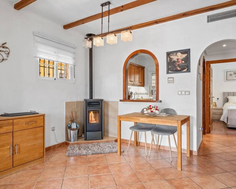 3 chambre Villa/Maison à vendre à Lo Crispin avec piscine garage - 295 000 € (Ref: 9879838)