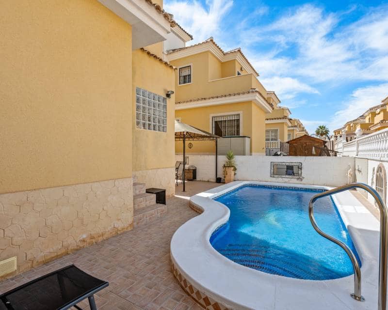 3 chambre Villa/Maison à vendre à Lo Crispin avec piscine garage - 295 000 € (Ref: 9879838)