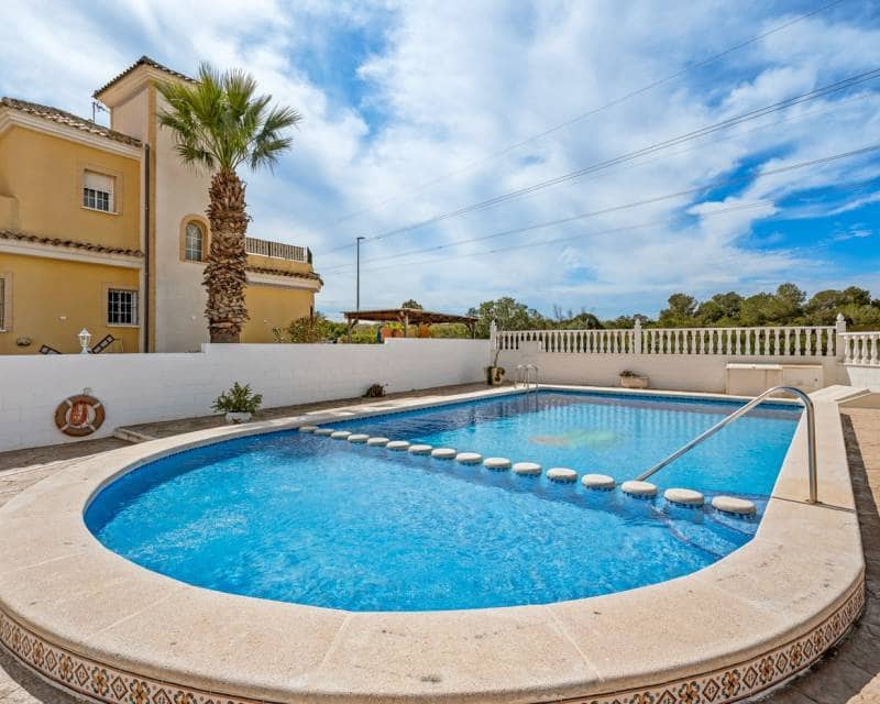 3 chambre Villa/Maison à vendre à Lo Crispin avec piscine garage - 295 000 € (Ref: 9879838)