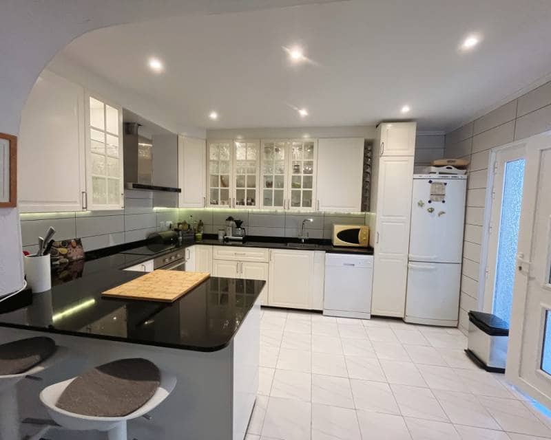 4 bedroom Villa for sale in Ciudad Quesada with pool garage - € 625,000 (Ref: 9958472)