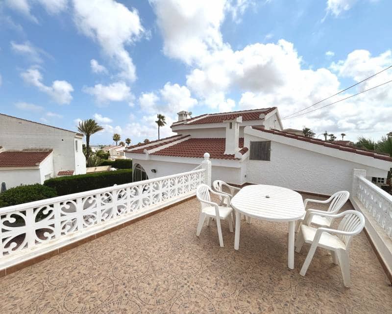4 bedroom Villa for sale in Ciudad Quesada with pool garage - € 625,000 (Ref: 9958472)
