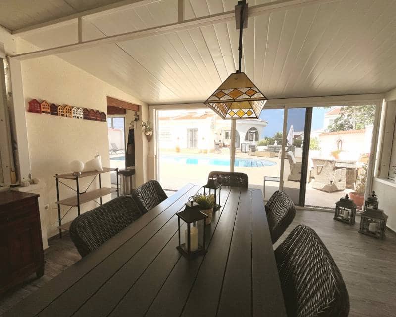 4 bedroom Villa for sale in Ciudad Quesada with pool garage - € 625,000 (Ref: 9958472)