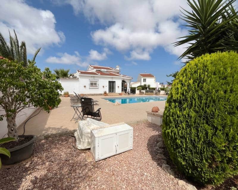 4 bedroom Villa for sale in Ciudad Quesada with pool garage - € 625,000 (Ref: 9958472)
